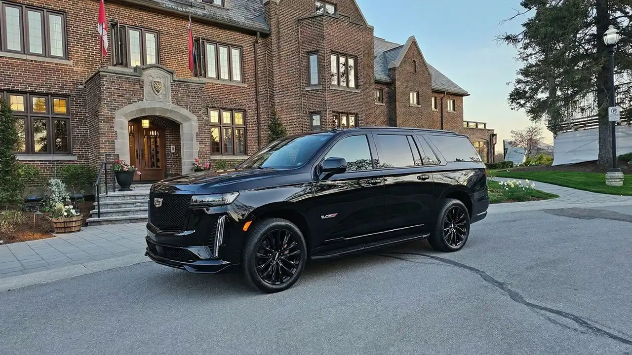 Fleet-6-Passengers-Cadillac-Escalade