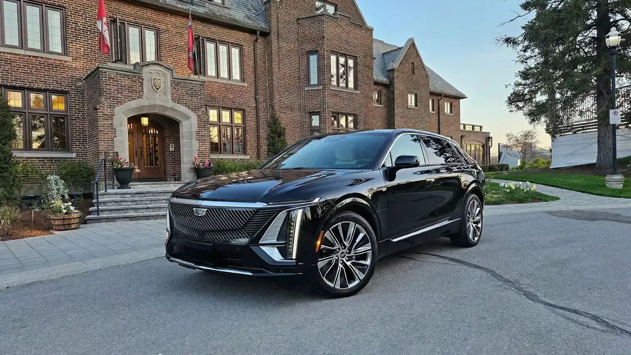 Fleet-Cadillac-Lyriq-Sedan