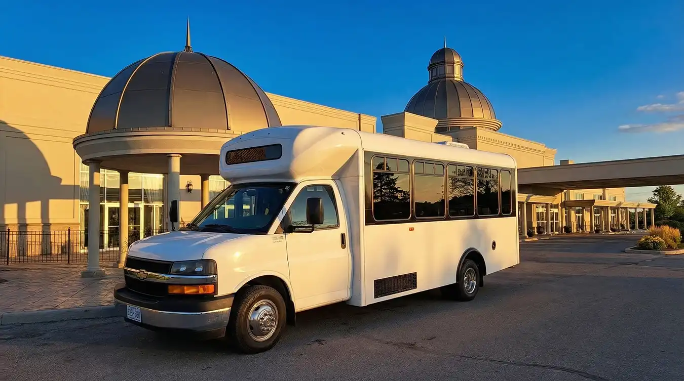 20 Passenger Prom Party Bus