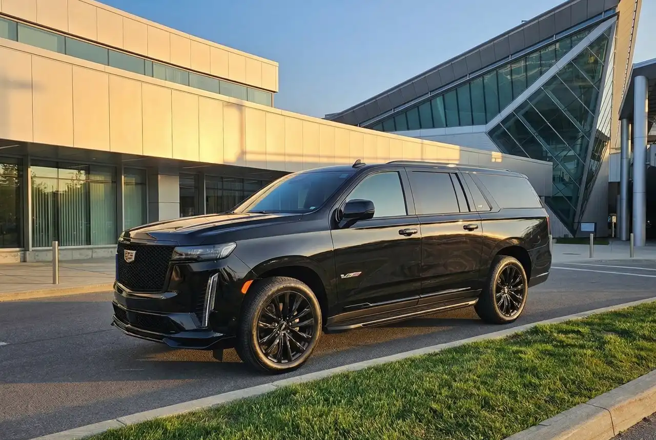 SUV Limo Service at Buffalo Airport